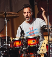 Guster-1