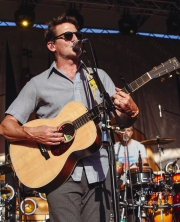 Guster-12