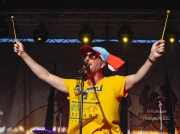 Guster-21