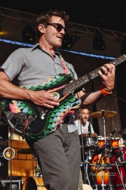 Guster-8