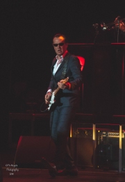 2018.11.09-JoeBonamassa-MuratTheatre-IndianapolisIN-PixMeyers-3