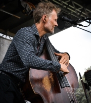 The-Wood-Brothers-40