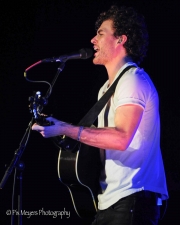 Vance Joy-15
