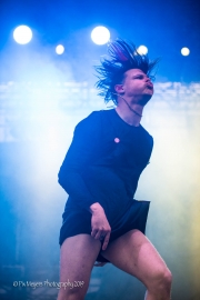 Yungblud-1